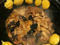 -百事晟渔村木火铁锅炖(玉带湾店)