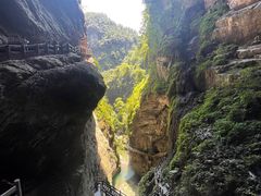 -龙水峡地缝景区