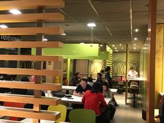 大堂-麦当劳(新华路步步高店)