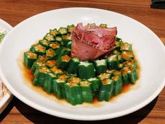 黑椒牛肉拼秋葵-将相和·海鲜蒸饺大连菜
