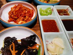 -明洞阿姨·韩式酱蟹烤肉·创意料理(三元桥店)