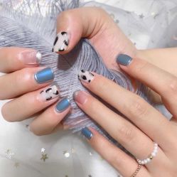 -吉吉靓甲美睫
