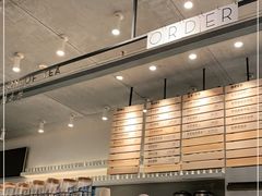 -喜茶(上海打浦桥日月光gelato lab+店)
