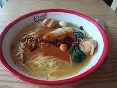 -小蛮椒麻辣烫·麻辣拌(青浦宝龙店)