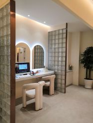 -密发堂乌发养发馆