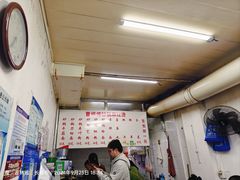 -曹宝林砂锅麻辣烫(星光路店)