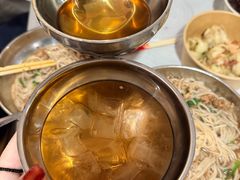 -正宗杨记普洱酸醋米线(总店)
