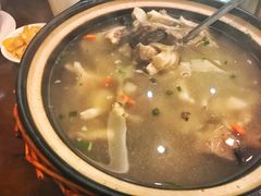 山珍猪肚排骨煲-自游人·美食一楼·地道徽菜(三十年名店)