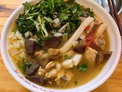 -文山荷鲜居(翠湖店)