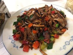 -新新湘菜馆(新中街二条店)