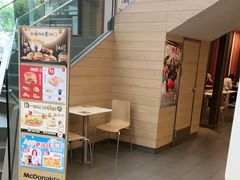 -麦当劳(乳山路店)