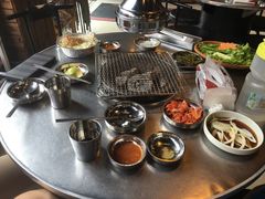 -釜山火炉·海鲜烤肉(紫藤路店)