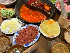 -萍姐火锅·公路夜市(武汉首店)