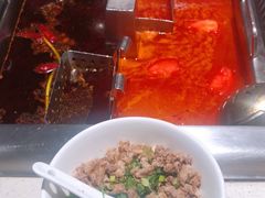 -海底捞火锅鲜切牛肉主题店(长寿路店)