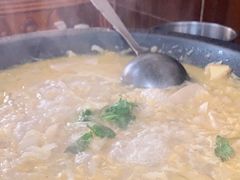 -九妹农家大铁锅东北菜(江湾店)