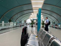 -龙阳路磁悬浮列车总站-停车场