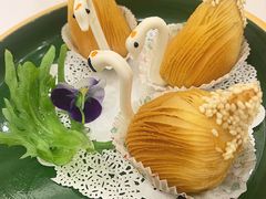 榴莲酥-维多利亚大酒店·雅园中餐厅