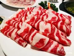 -泓炙颐凤鲜海鲜火锅料理(桐乡店)