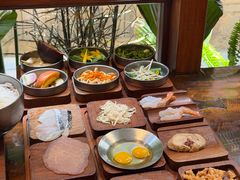 -银米·云南传统过桥米线(双廊黑金冠店)