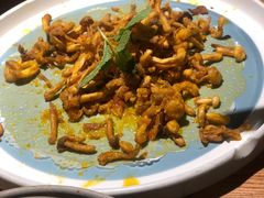 咸蛋黄焗双菇-薇酌饮·陕西菜(南门外店)