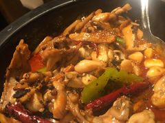 -云海肴·汽锅鸡·云南菜(天山百盛优客店)