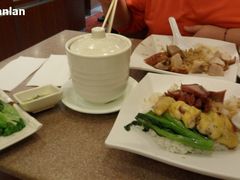 油菜+例汤+烧鹅烧肉饭+叉烧切鸡饭-太兴烧味餐厅(宝明大厦店)