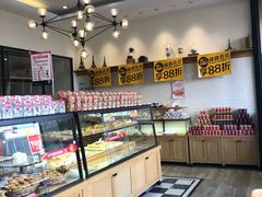 面包甜点陈列柜-味多美蛋糕(安贞桥东店)