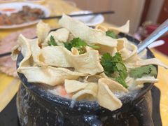 -官塘陈记鱼生·潮汕砂锅粥·牛肉火锅(潮枫路总店)