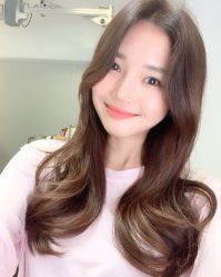 -AYO SALON