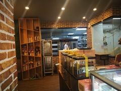-焙丽拾光(麦凯乐直营店)