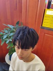 -米娜男士新国潮理发馆