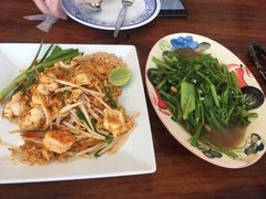 -Dang restaurant (patong phuket)