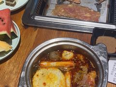 -钦瓦台时尚自助餐厅(银泰城店)