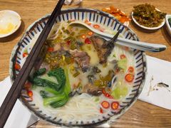 -鲜越鲜鱼粉(财富购物中心店)