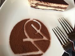 -WOLFGANG PUCK KITCHEN & BAR(迪士尼小镇店)