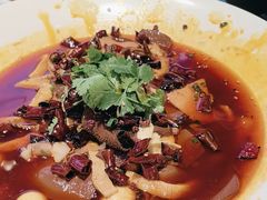 -川流不息·地道川菜·小龙虾(松东路店)