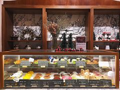 面包甜点陈列柜-WHEAT&BAKER-麥(凯德来福士店)