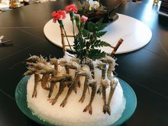 -鼎泰亨·海鲜牛肉餐厅(滨江店)