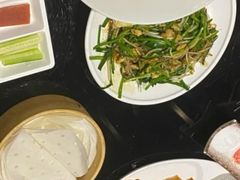 -皇城根·烤鸭·鱼头·家常菜(欧亚大观乐活城店)