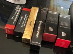 -中免(澳门机场免税店)