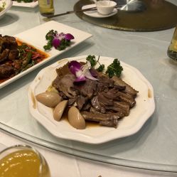 -鑫淼餐饮娱乐中心(江东街店)