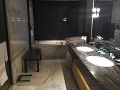 -重庆富力艾美酒店