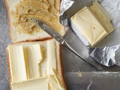 -绿姿鲜奶烘焙(世南西路店)