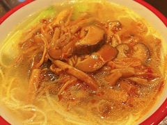 麻辣三菇面-五观堂素食(新华路店)