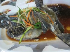 -四川小胡子海鲜(丁村万人海鲜广场店)