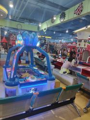 -开心哈乐儿童主题乐园(孙河易事达店)