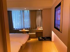 -全季酒店(广州越秀公园店)