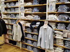 -优衣库(东莞汇一城店)