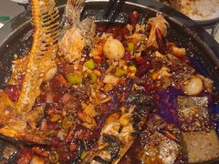 -鸣记脆皮烤鱼·海鲜烤鱼(三八广场店)