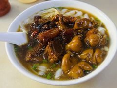 牛腩拼猪肠粉-海幢瑞芳饮食店